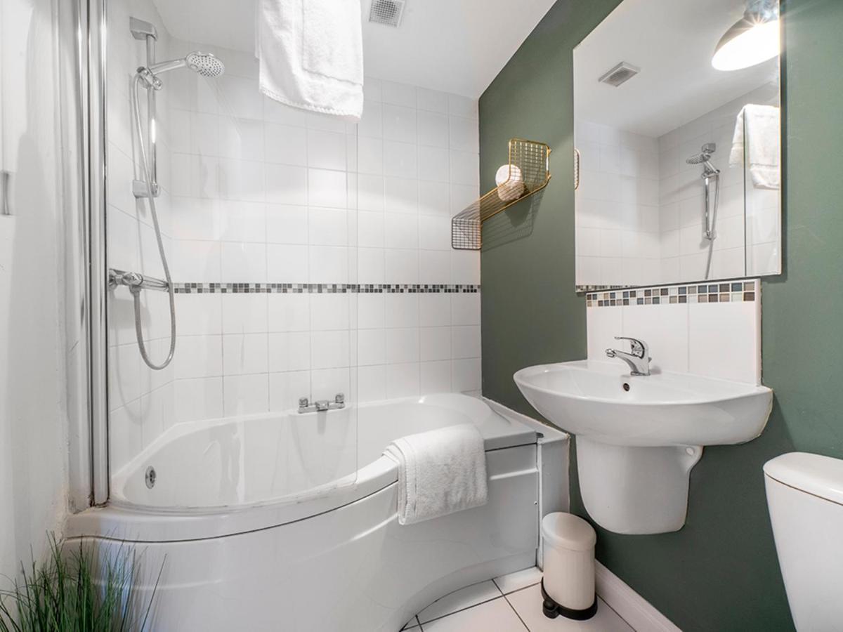 Titanic View Penthouse - Gated Complex - Parking Apartment Belfast Luaran gambar